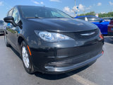 Used 2023 Chrysler Voyager LX image 2