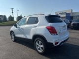 Used 2022 Chevrolet Trax LT w/ LT Convenience Package image 5