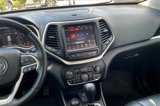 Used 2016 Jeep Cherokee Overland w/ Technology Group image 5
