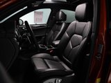 Certified 2024 Porsche Macan image 4