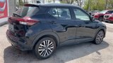 Used 2022 Nissan Kicks SV image 4