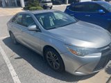 Used 2015 Toyota Camry SE image 2
