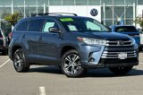 Used 2019 Toyota Highlander LE image 2