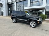 Used 2012 Jeep Liberty Limited Jet w/ Comfort/Convenience Group image 2