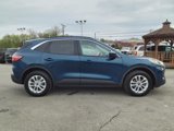 Used 2020 Ford Escape SE image 3