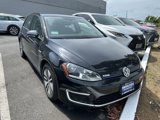 Used 2016 Volkswagen e-Golf SE w/ DC Fast Charging Package image 2