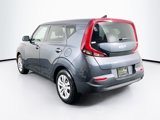 Used 2022 Kia Soul LX image 5