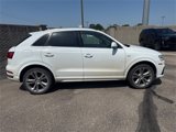 Used 2016 Audi Q3 2.0T Prestige w/ Prestige Package image 4