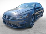 Used 2017 Volkswagen Passat 1.8T R-Line image 3