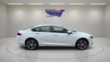 Used 2019 Buick Regal Preferred w/ Driver Confidence Package I image 2