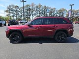 Used 2024 Jeep Grand Cherokee Altitude image 6