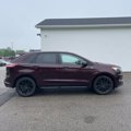 Used 2020 Ford Edge ST-Line w/ Cold Weather Package image 4