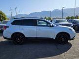 Used 2018 Mitsubishi Outlander LE image 3