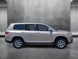 Used 2012 Toyota Highlander FWD image 4