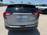 Used 2023 GMC Terrain SLE w/ Driver Convenience Package image 5