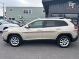 Used 2015 Jeep Cherokee Latitude image 2