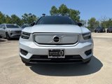 Used 2022 Volvo XC40 P8 Recharge image 2