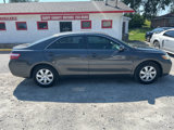 Used 2009 Toyota Camry LE image 2