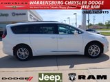 Used 2019 Chrysler Pacifica Limited image 2