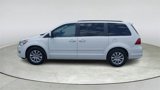 Used 2012 Volkswagen Routan SE image 4