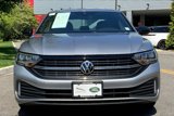 Used 2023 Volkswagen Jetta Sport image 3