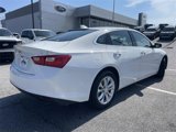Used 2023 Chevrolet Malibu LT image 3