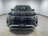 New 2025 Volkswagen Atlas Peak Edition SE image 2