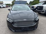 Used 2013 Ford Fusion SE image 2