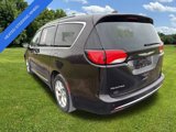 Used 2017 Chrysler Pacifica Touring-L Plus w/ Tire & Wheel Group image 4