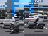 New 2025 Chevrolet Trax LT w/ Sunroof Package image 3
