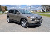 Used 2016 Jeep Cherokee Latitude w/ Cold Weather Group image 3