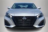 Used 2023 Nissan Altima 2.5 SV image 2
