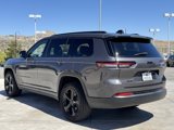 Used 2023 Jeep Grand Cherokee L Laredo image 5
