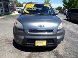 Used 2010 Kia Soul ! image 4