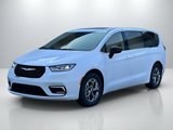 New 2024 Chrysler Pacifica Limited w/ Uconnect Theater Family Group image 2