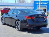 Used 2023 Nissan Altima 2.5 SR image 2