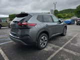 Used 2023 Nissan Rogue SV image 3