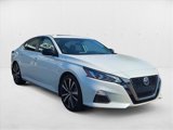 Used 2020 Nissan Altima 2.5 SR w/ Premium Package image 3