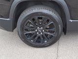Used 2022 GMC Acadia SLE w/ Driver Convenience Package image 5