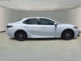 Used 2021 Toyota Camry SE image 2