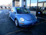 Used 2010 Volkswagen Beetle Coupe image 2