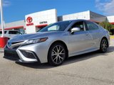 Used 2023 Toyota Camry SE image 2
