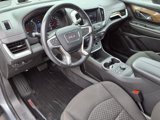 Used 2021 GMC Terrain SLE w/ Driver Convenience Package image 4