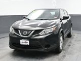 Used 2018 Nissan Rogue Sport S image 2