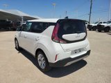 Used 2023 Kia Soul LX w/ LX Technology Package image 4