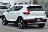 Certified 2025 Volvo XC40 B5 Plus image 6