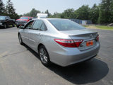Used 2017 Toyota Camry SE image 4