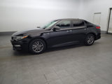 Used 2020 Kia Optima LX image 2