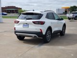 New 2025 Ford Escape SE image 5