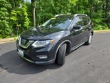 Used 2017 Nissan Rogue SV image 4